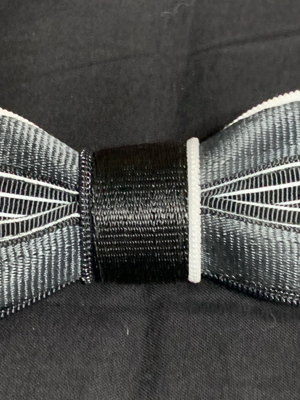 Harvey’s purse bow